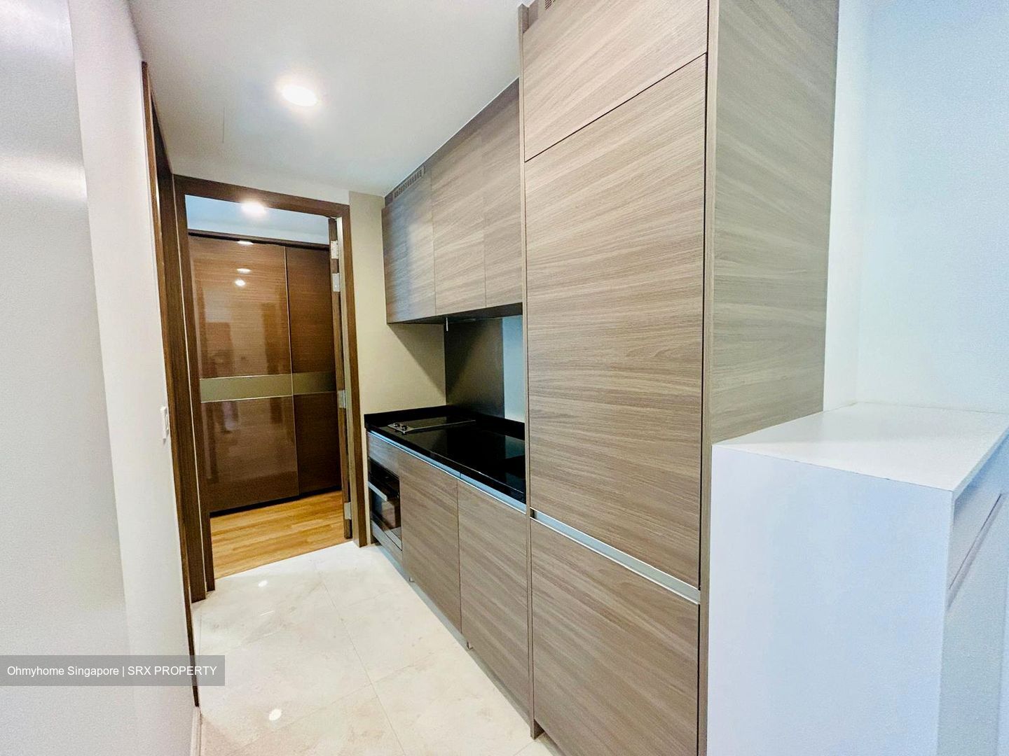 8 Saint Thomas (D9), Condominium #635507061